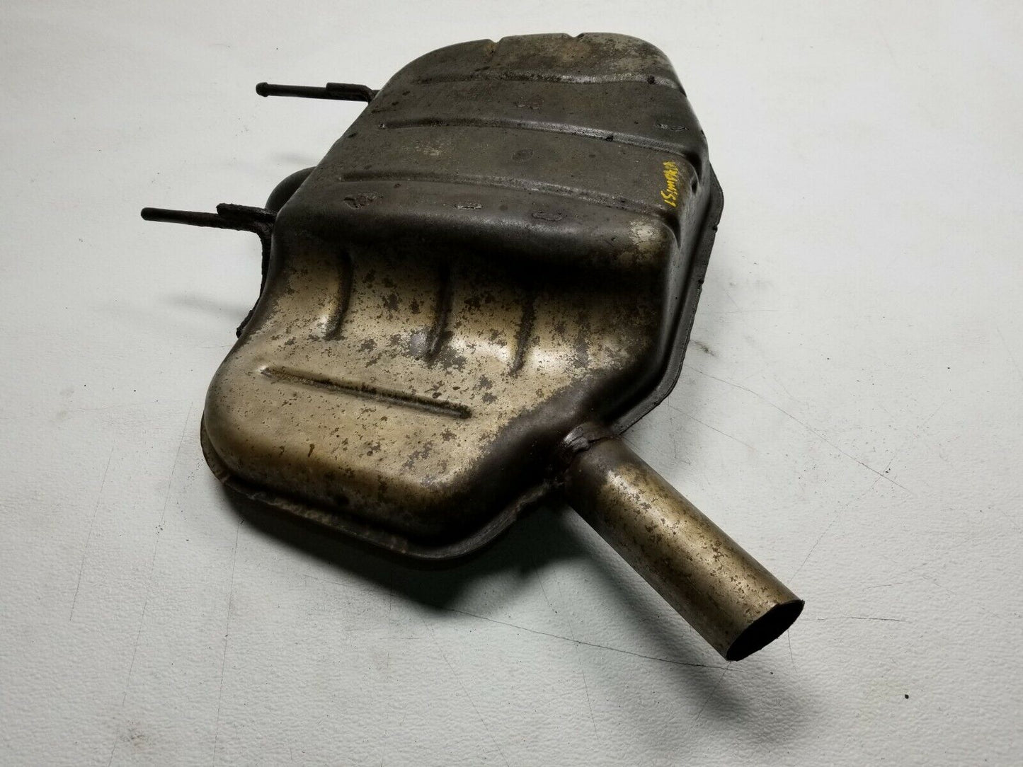 15 16 17 18 Chevy Impala Exhaust Muffler 2.5l Rear OEM