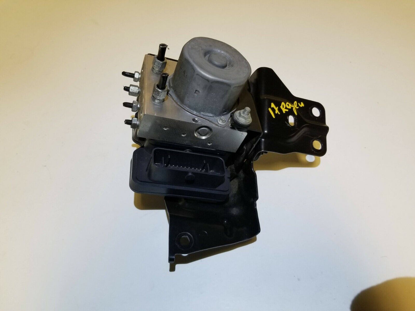 16 17 18 19 Nissan Rogue ABS Anti Lock Brake Pump OEM 36k Miles