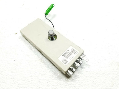 10 11 12 13 Volvo XC60 Roof Antenna Amplifier OEM