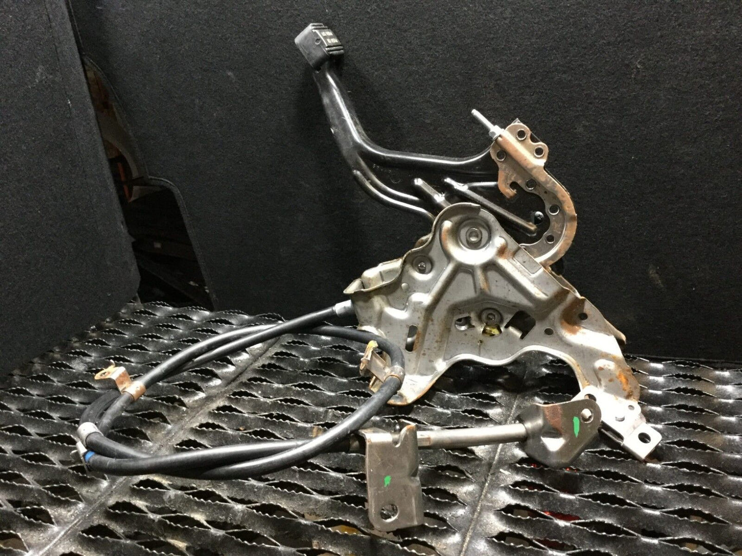 13 14 15 16 17 Nissan Altima Emergency Parking Brake Pedal OEM 44k