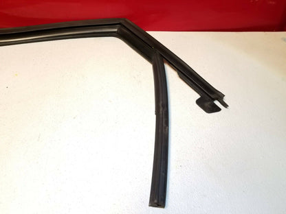 13 14 15 Audi A4 Sdn Rear Left Driver Door Window Weatherstrip Seal OEM
