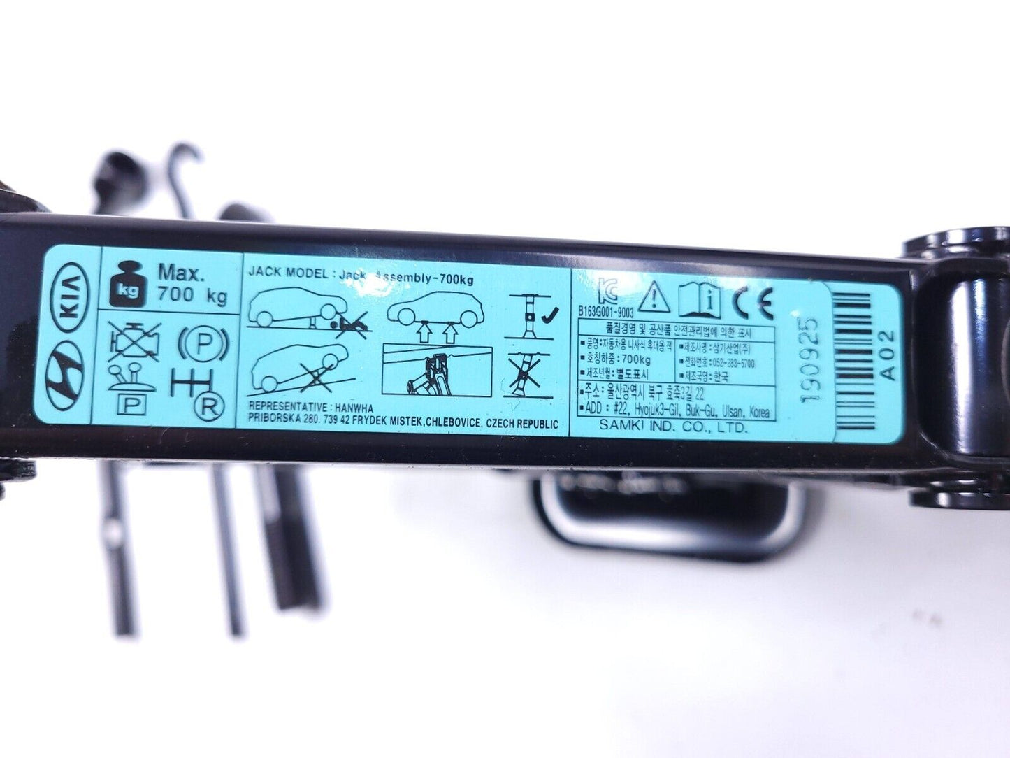 20 21 22 Hyundai Venue Spare Tire Jack & Tool Kit W/ Storage Foam OEM