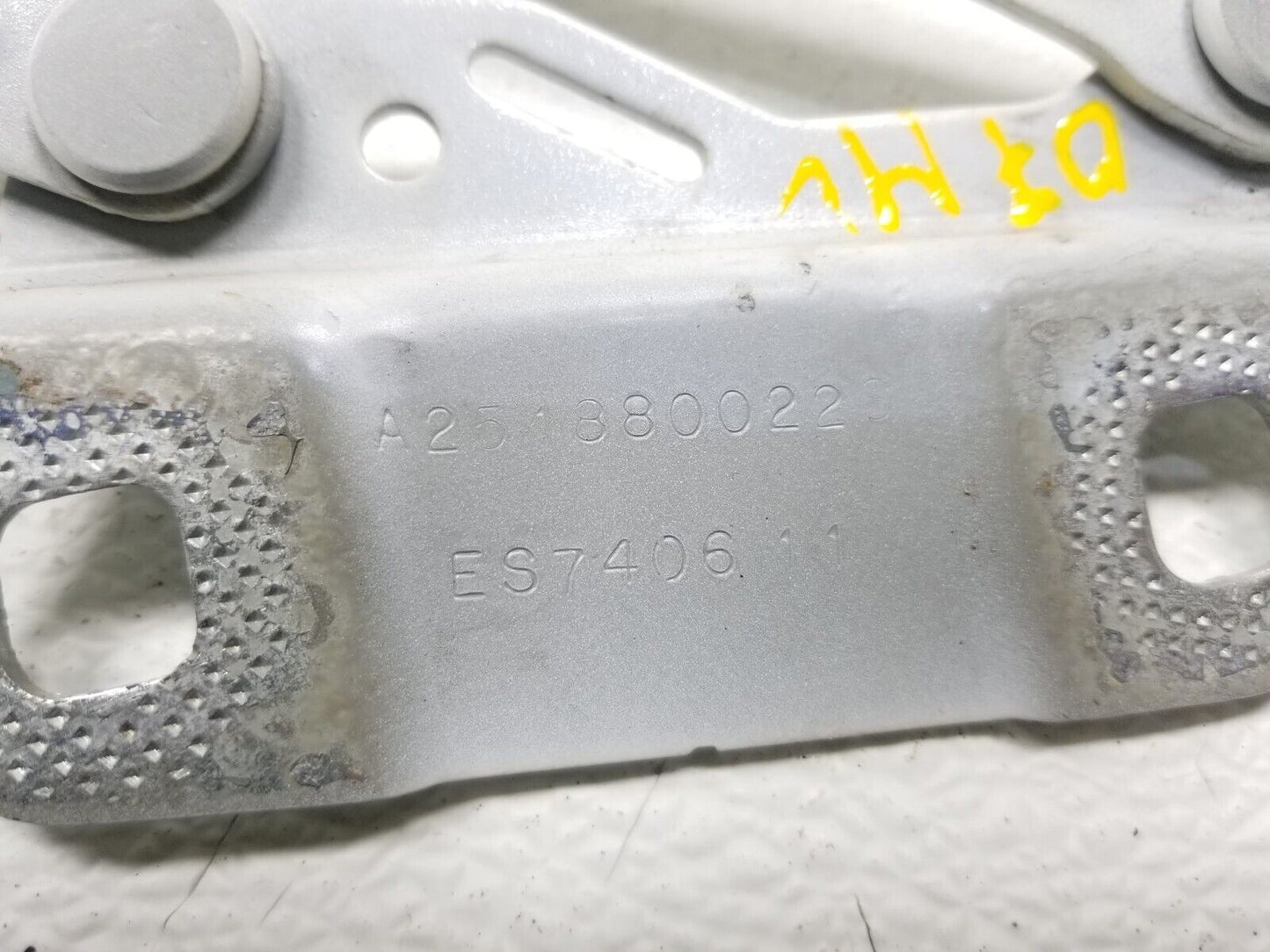 06 07 08 09 10 11 Mercedes Ml500 Hood Hinge Right & Left Side Pair OEM