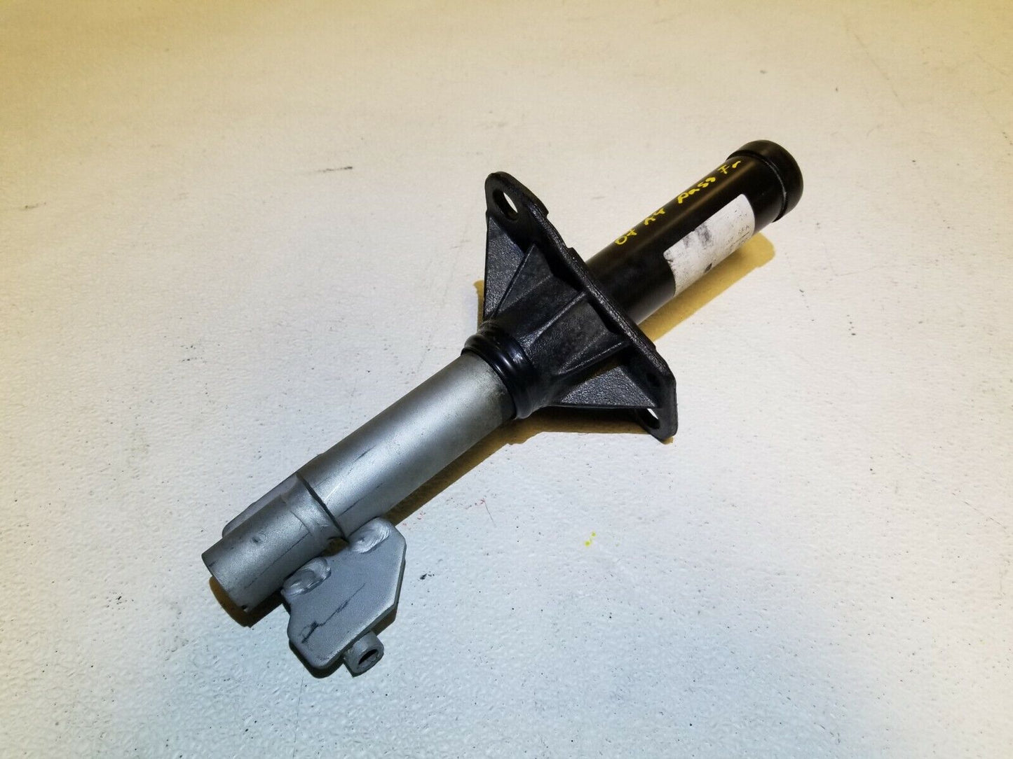06 07 08 Audi A4 Front Bumper Absorber Pair OEM 85k Miles