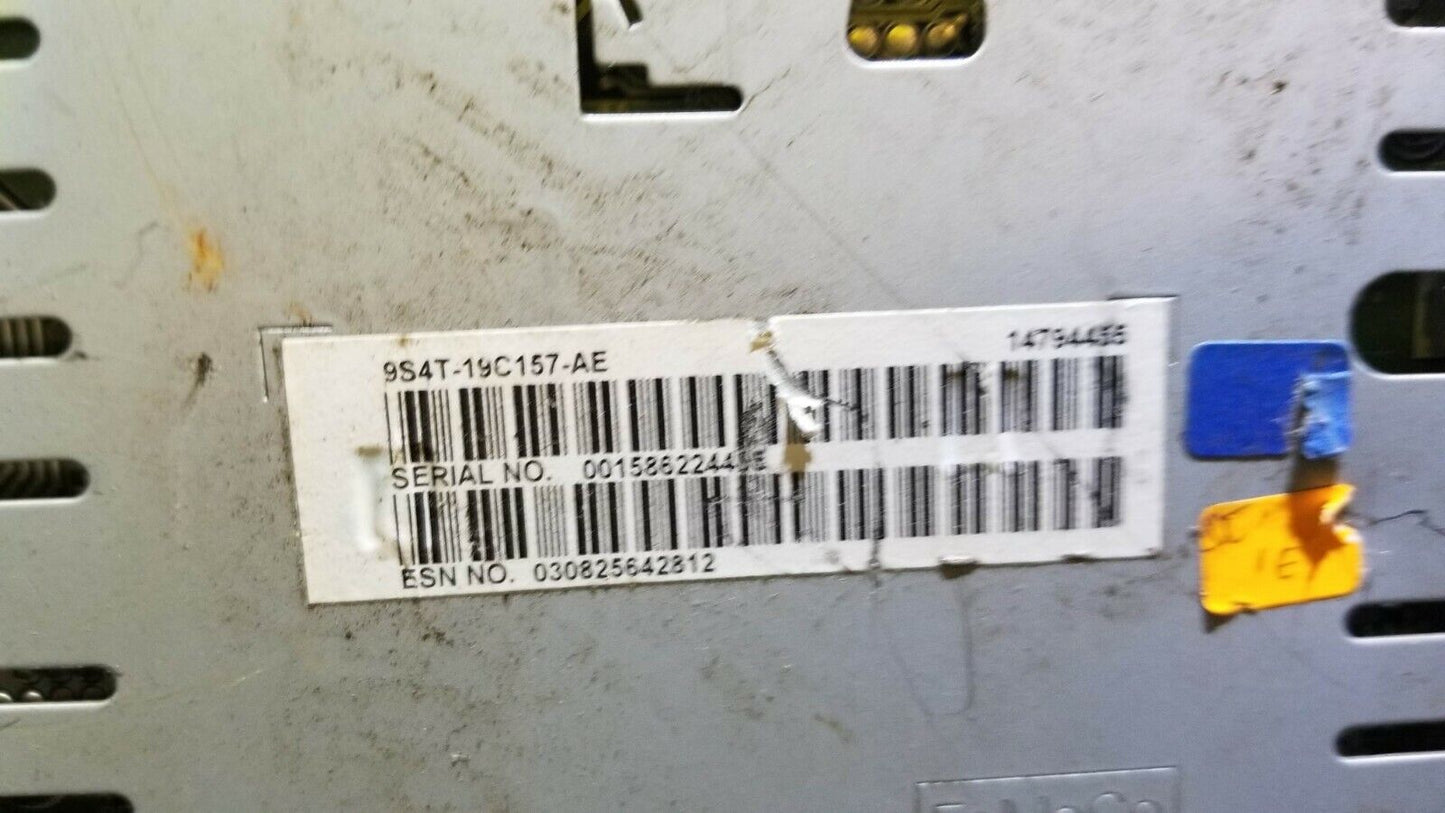 09 10 Ford Focus OEM Cd Player Satellite Radio 9s4t-19c157-ae OEM  63