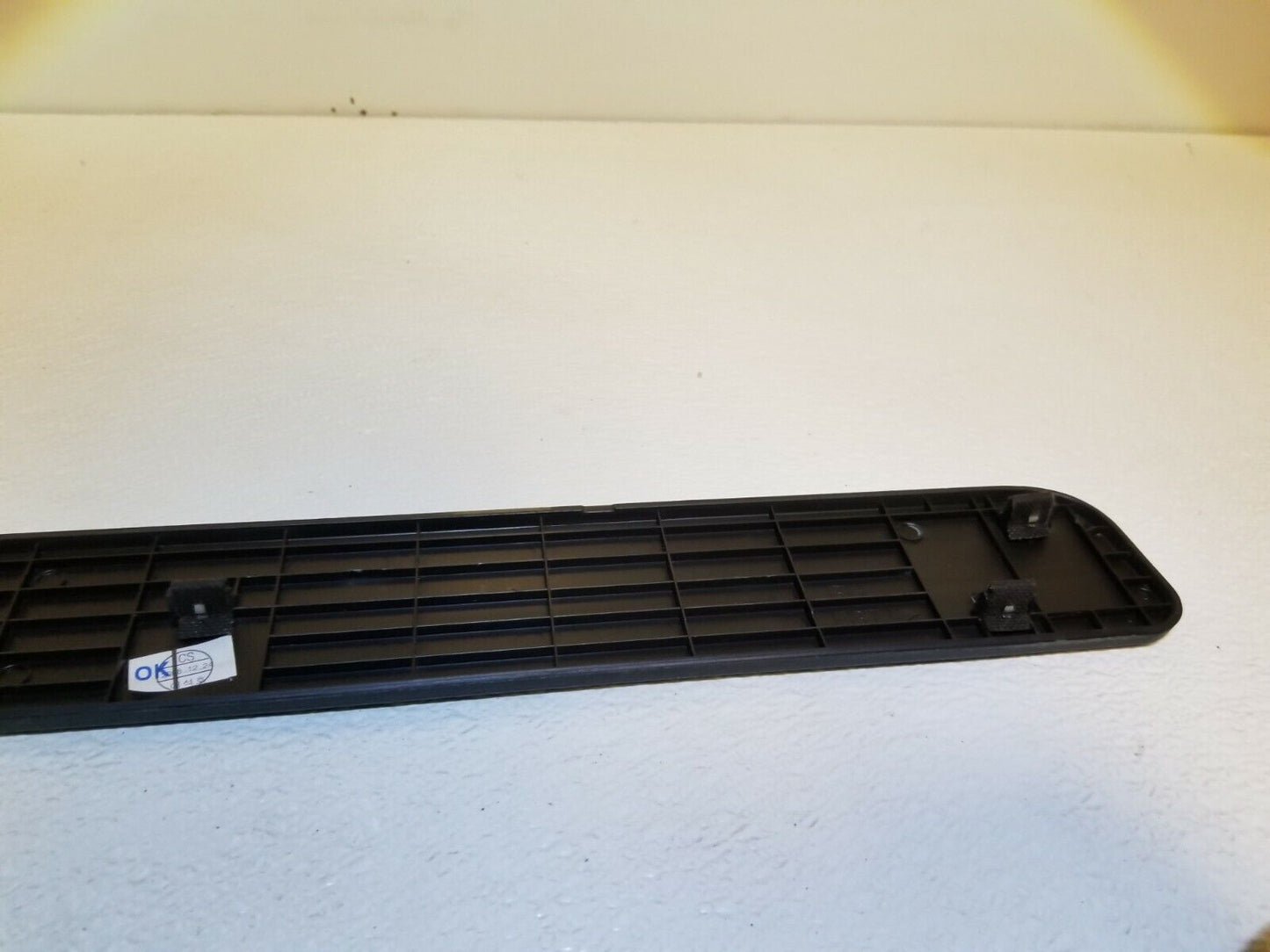 10 11 12 Hyundai Genesis Coupe Front Right Pass Door Step Sill Trim Panel OEM
