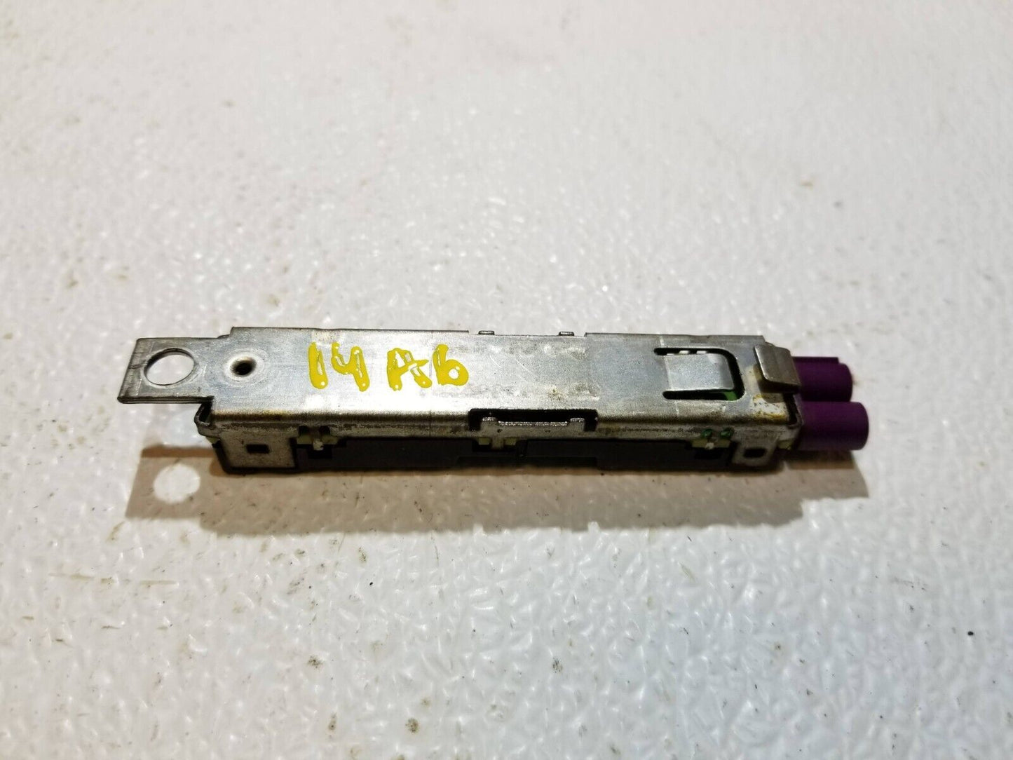 12 13 14 15 Audi A6 Antenna Booster  Amplifier 4g5035225 OEM