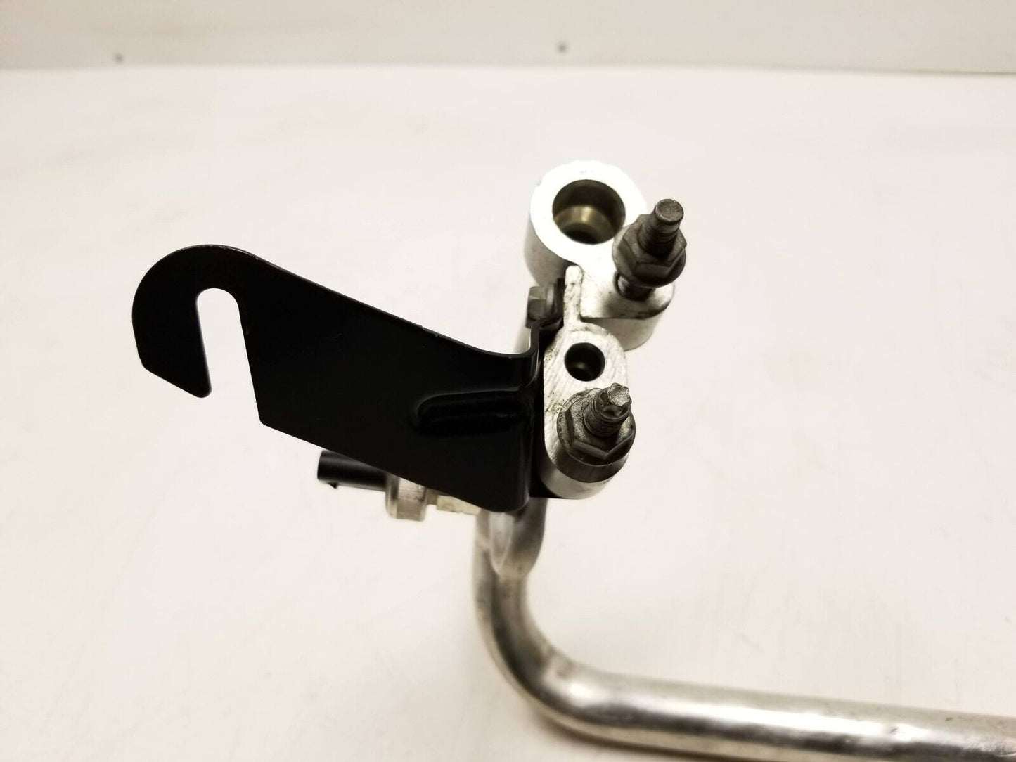 15 - 18 Dodge Challenger AC Air Conditioning Suction & Liquid Hose Pipe 3.6l OEM