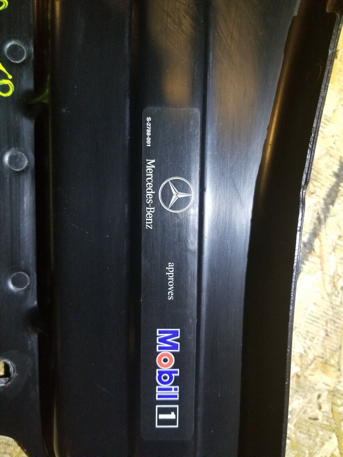 07 08 09 10 Mercedes R350 Front Upper Radiator Bracket Support OEM