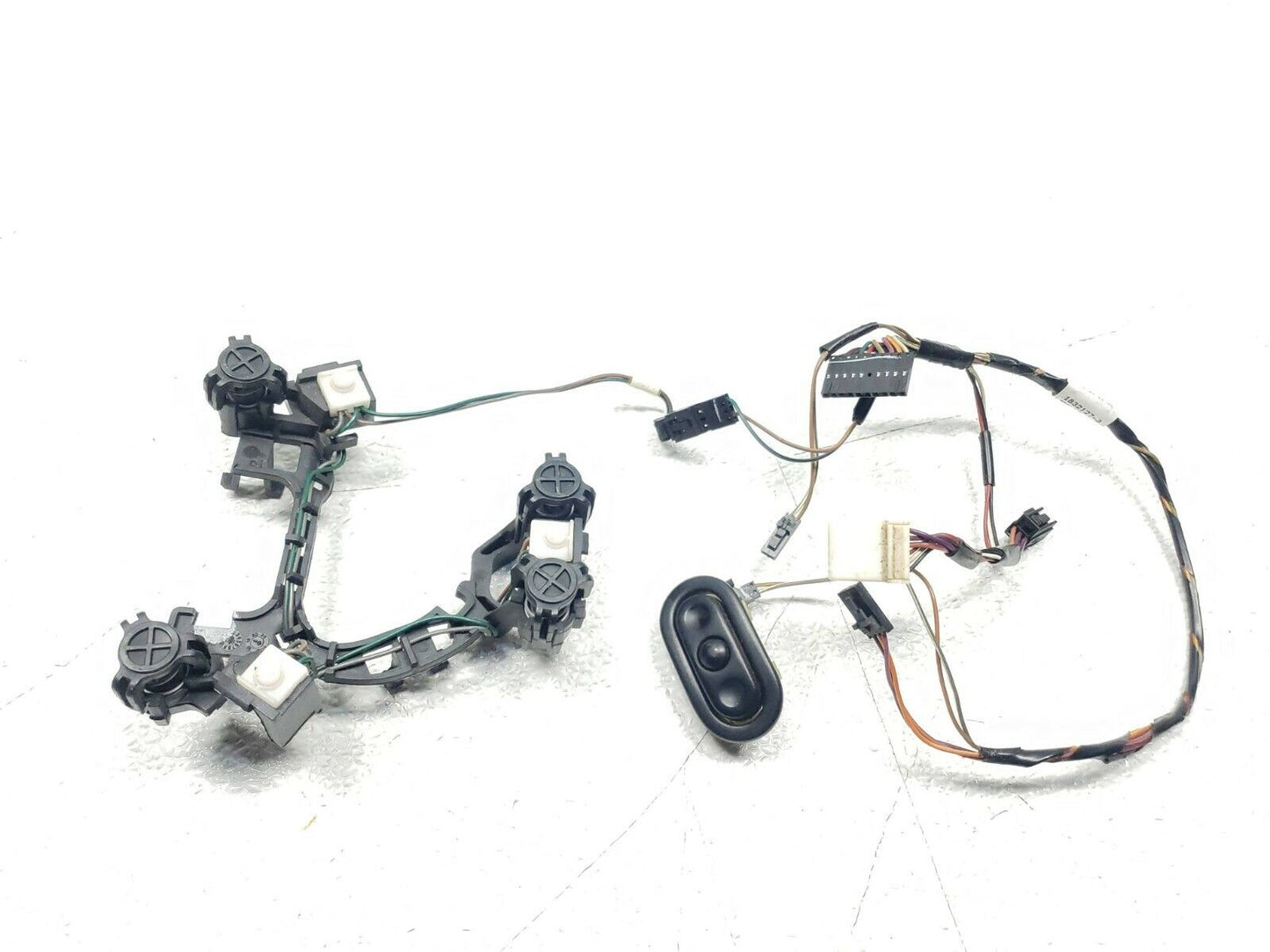 06 07 08 09 10 Jeep Grand Cherokee Heater Wire Harness 1832127-3 OEM