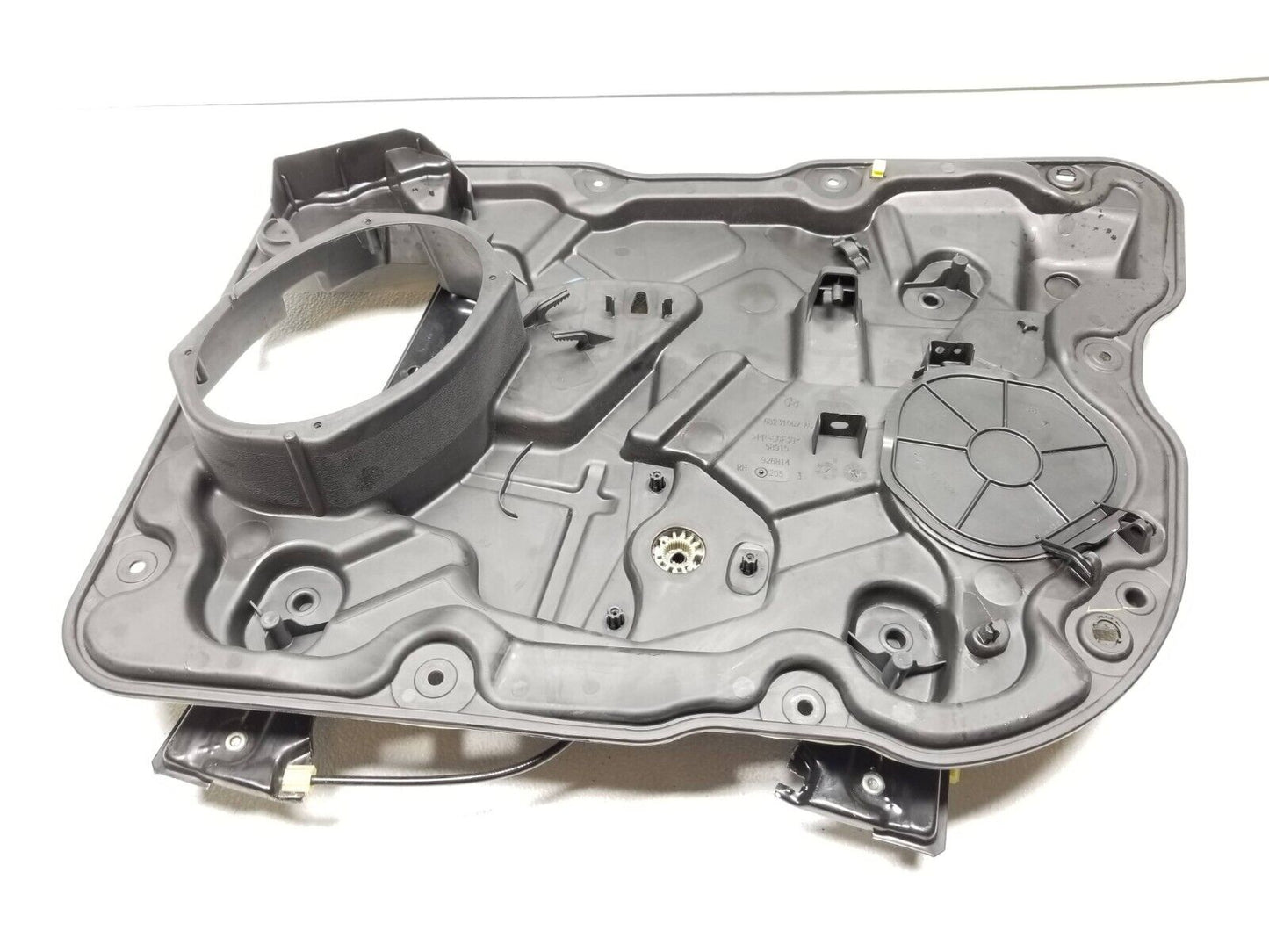 16 17 18 19 20 Dodge Durango Front Right Side Door Carrier Window Regulator OEM