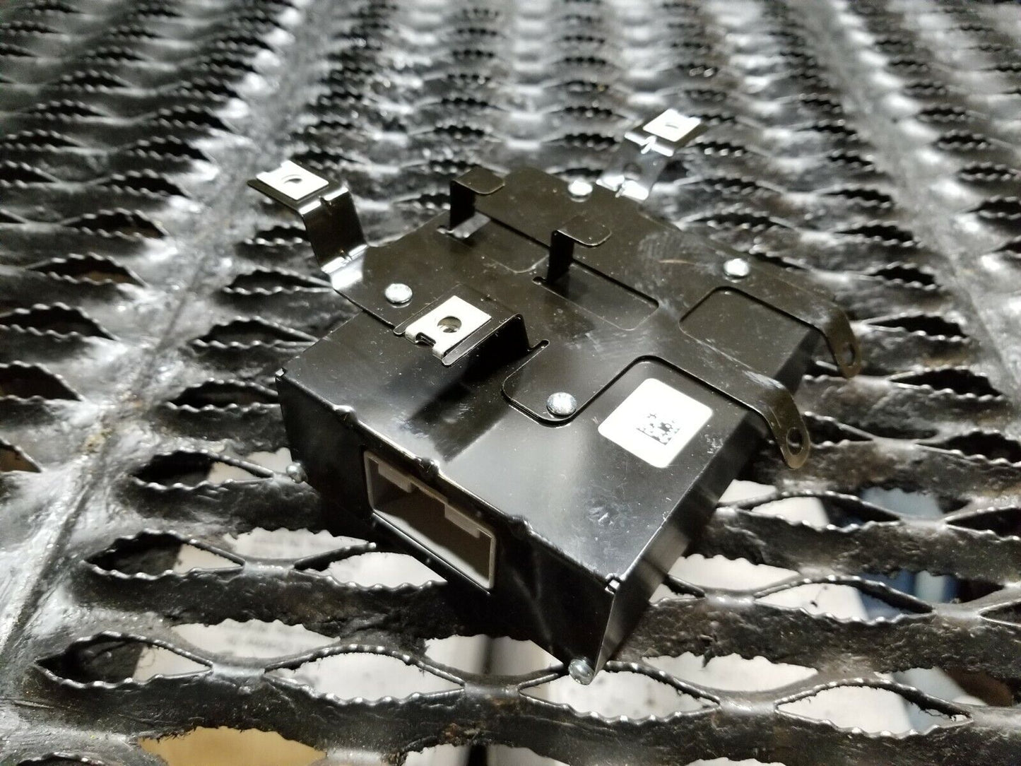 13 14 15 16 Ford Escape Console Power Inverter 12v Dc 110v AC OEM 83k Miles