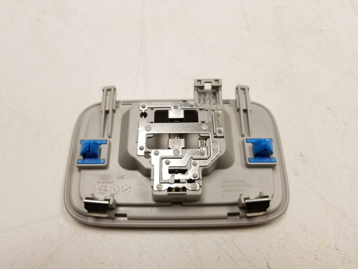 20 21 22 Hyundai Venue Interior Overhead Dome Light Lamp OEM