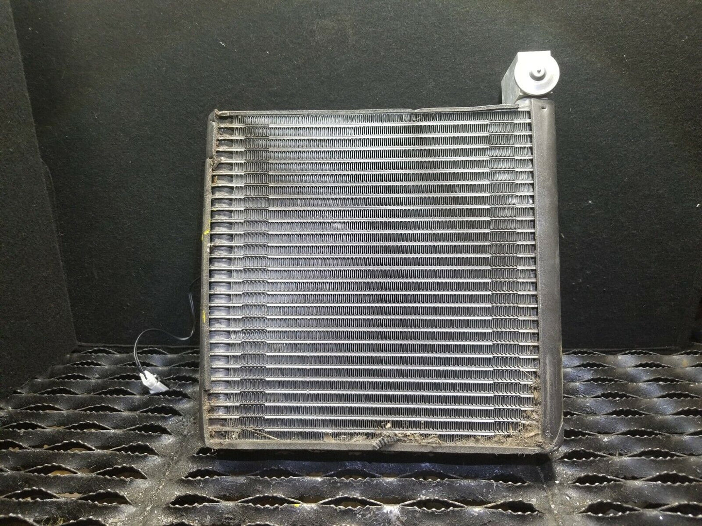 04 05 Nissan 350z Convertible AC A/c Evaporator Core OEM