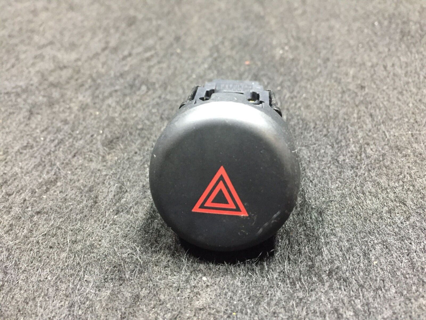 11 12 13 14 Nissan Juke Dashboard Hazard Switch OEM D30