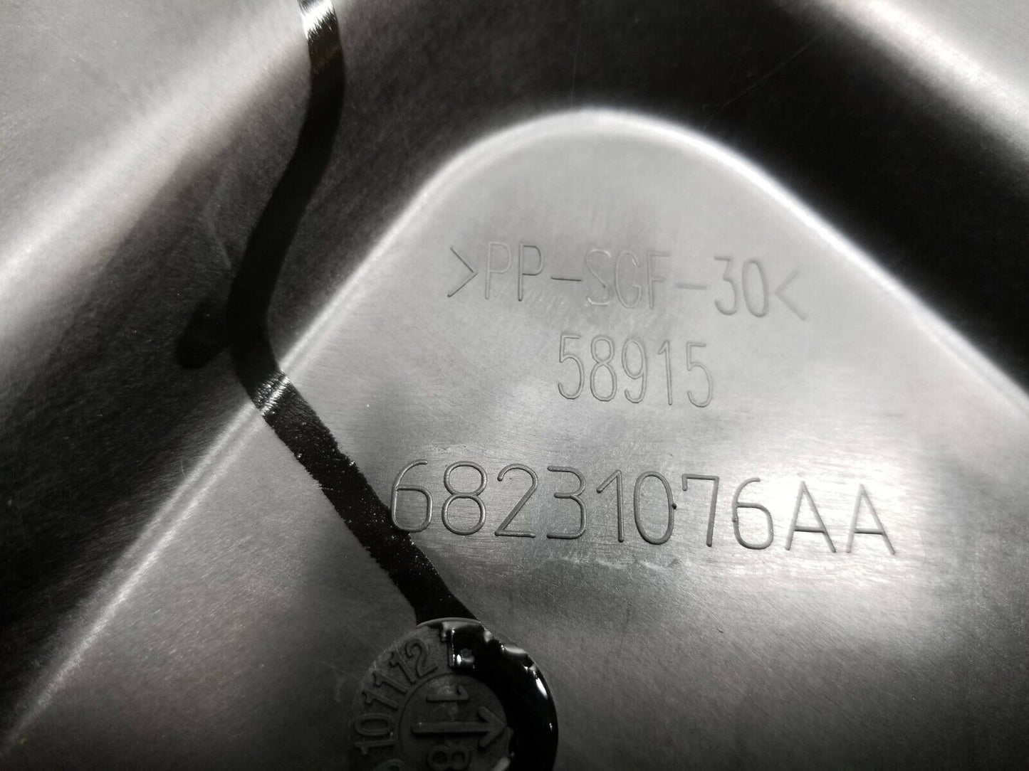 16 17 18 19 20 Dodge Durango Rear Right Side Door Carrier Window Regulator OEM