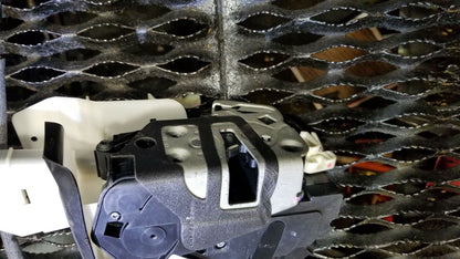 15 16 17 18 Ford Focus Front Right Pass Door Lock Latch Actuator OEM 14k Miles