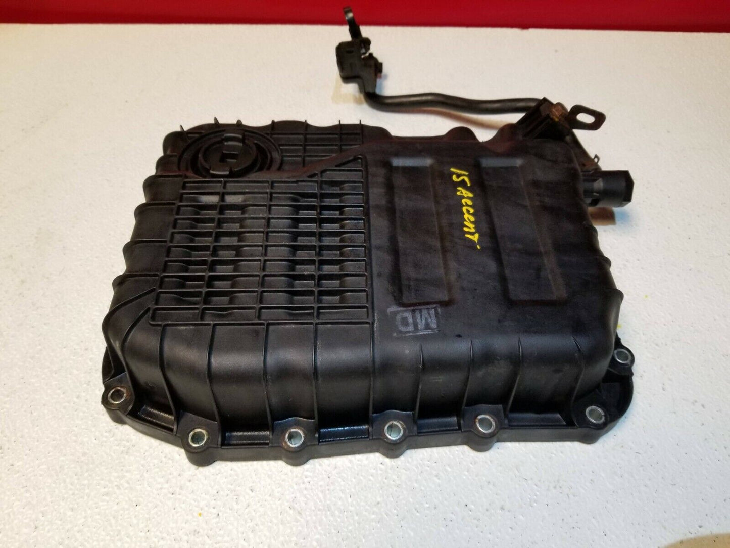 15 16 17 Hyundai Accent Auto Transmission Valve Body Cover Oil Pan OEM 6-speed