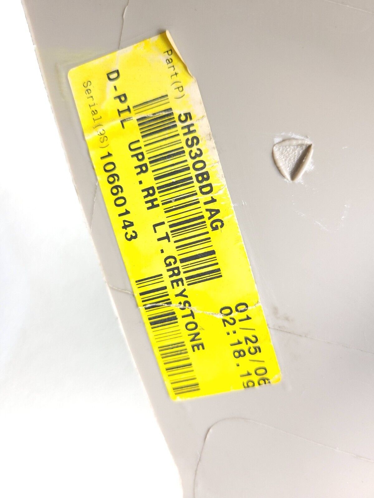 2006 - 2010 Jeep Grand Cherokee Rear Upper D Pillar Trim Panel Right Pass OEM