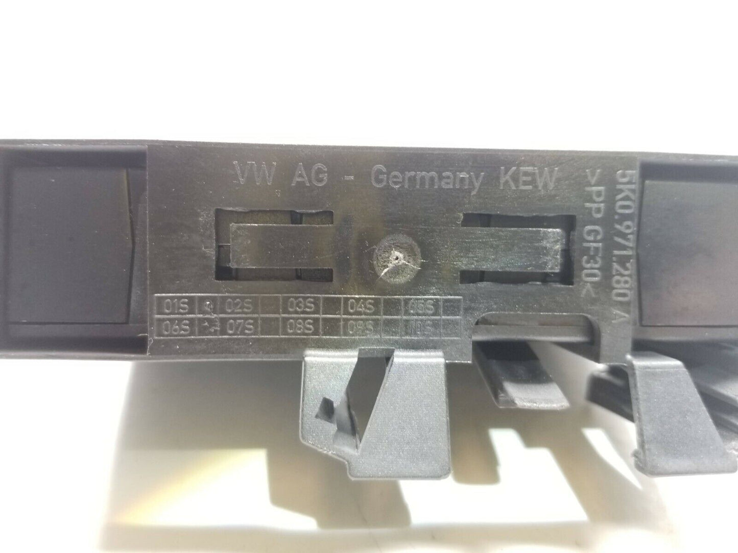 09 11 12 13 14 15 16 17 VW Tiguan Keyless Control Module OEM 43k