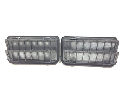 09 10 11 12 Volkswagen Cc Quarter Air Drafter Pressure Vent Lh & Rh OEM