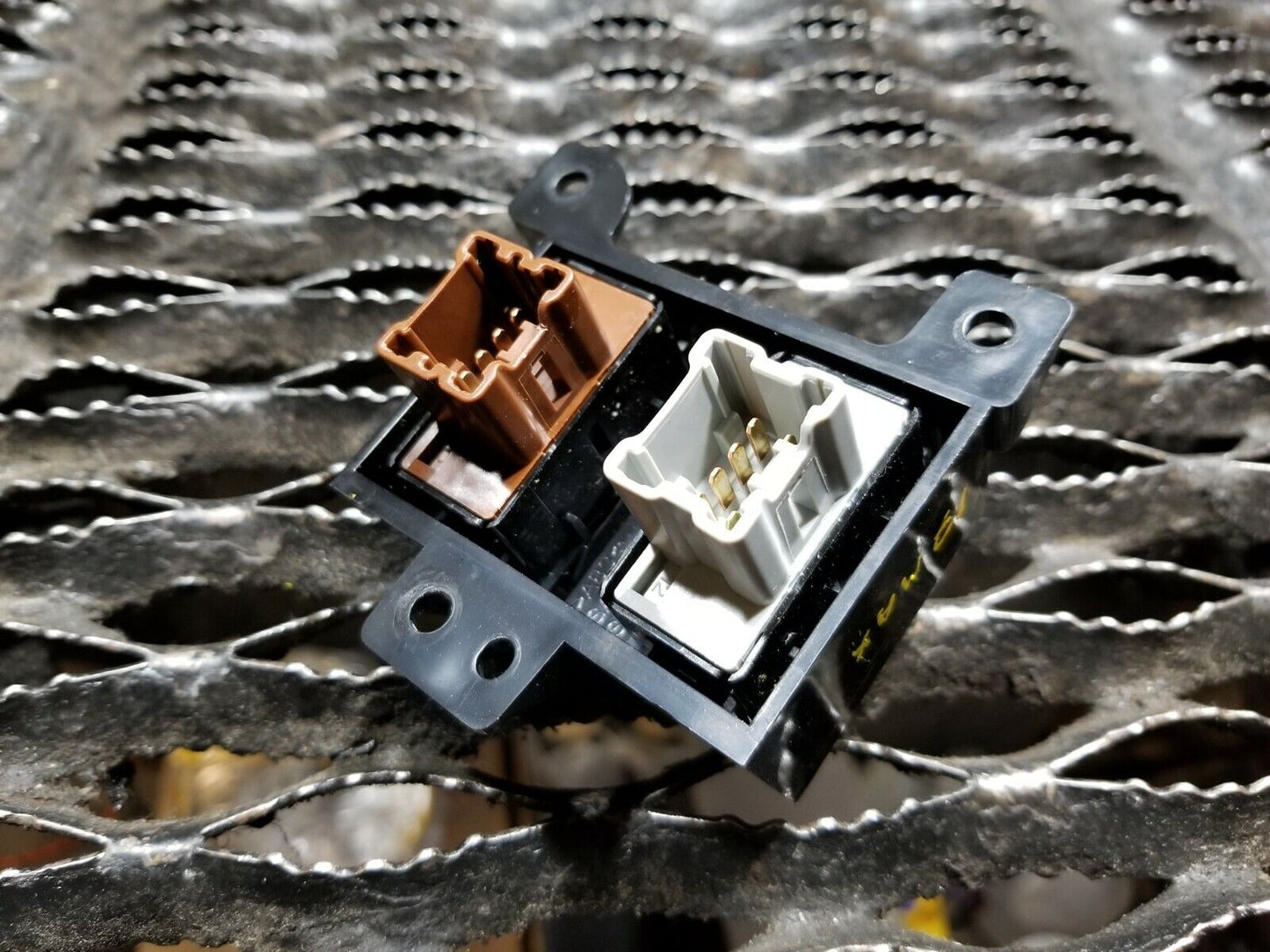 16 17 18 Nissan Maxima Seat Heat Switch OEM