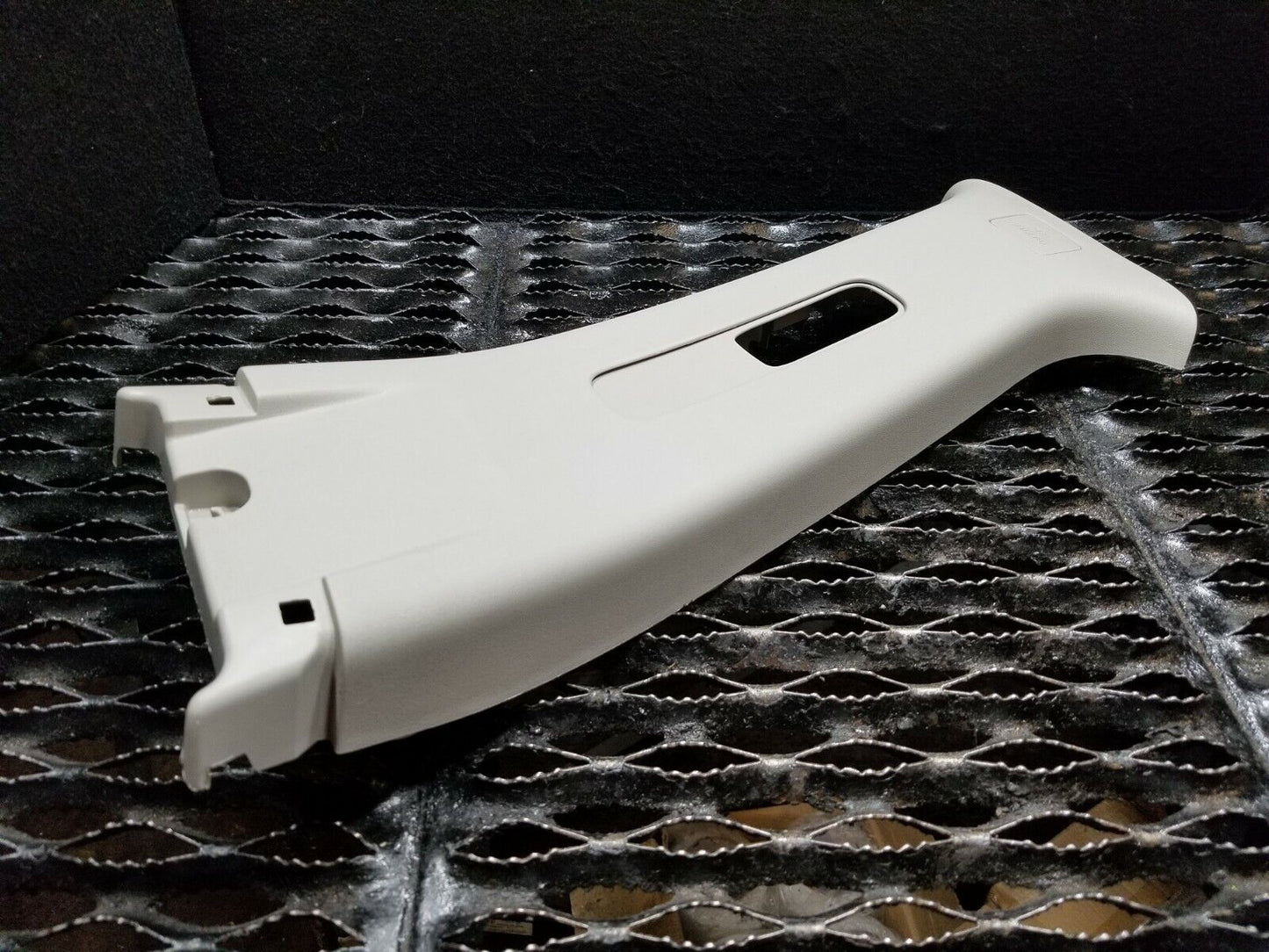 16 17 18 Nissan Sentra Left Driver Upper Center B Pillar Trim OEM 40k