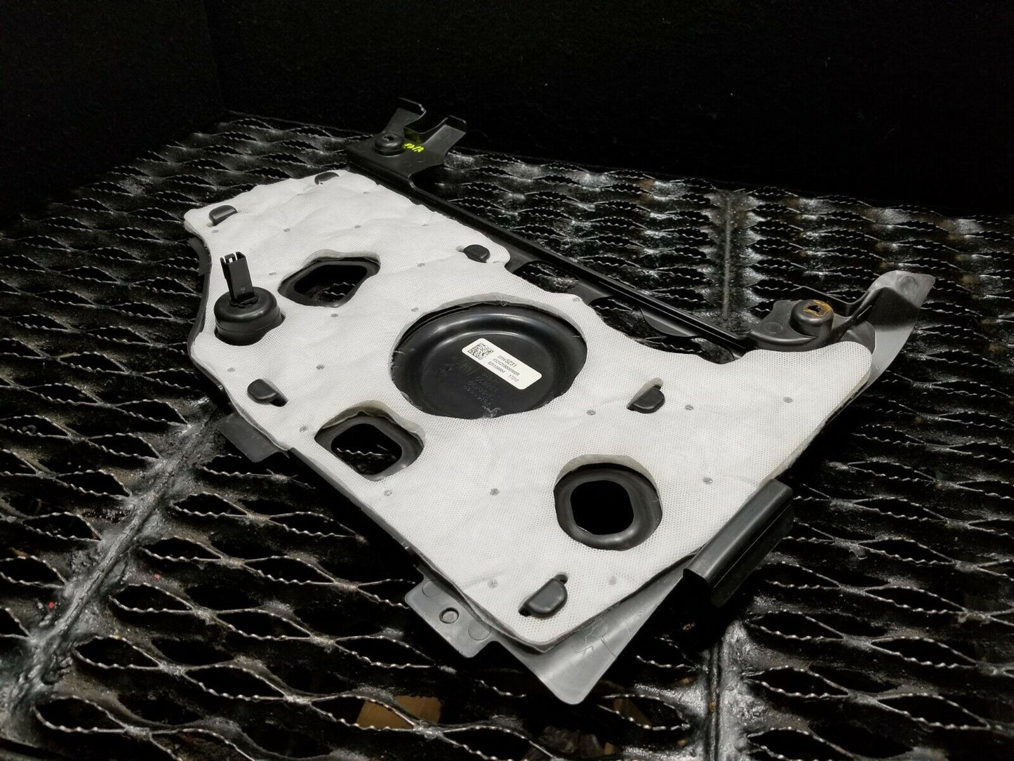 15 16 17 18 Chevrolet Impala Instrument Panel Dash Lower Insulator Pass Side OEM