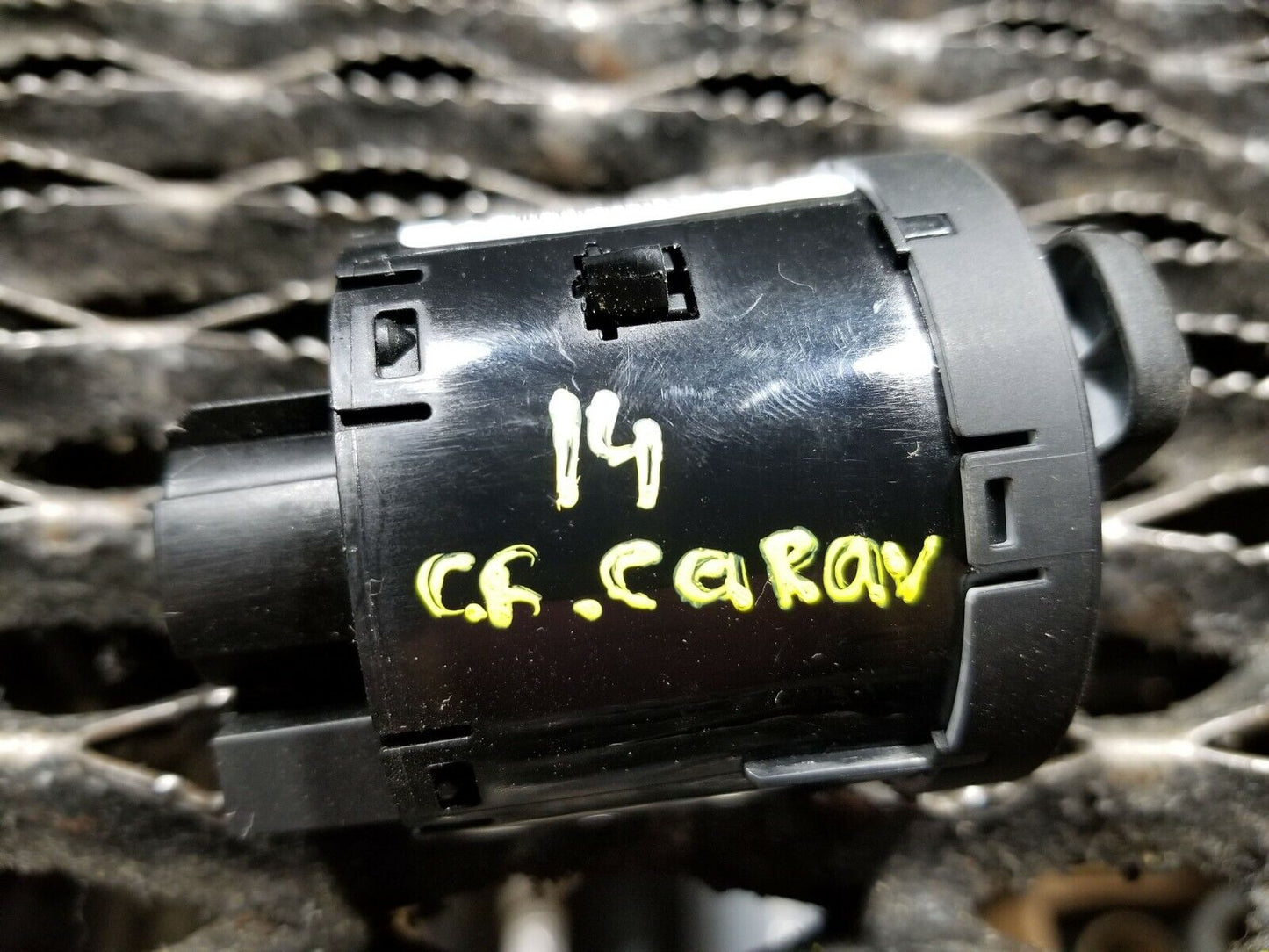 14 2014 Dodge Grand Caravan Headlight Switch 68072000ac OEM