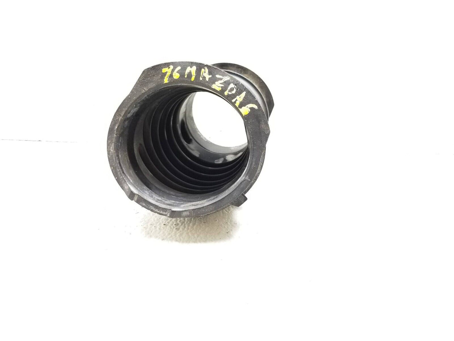 2014 - 2016 Mazda 6 Air Intake Tube Pipe Py0113221 2.5l OEM