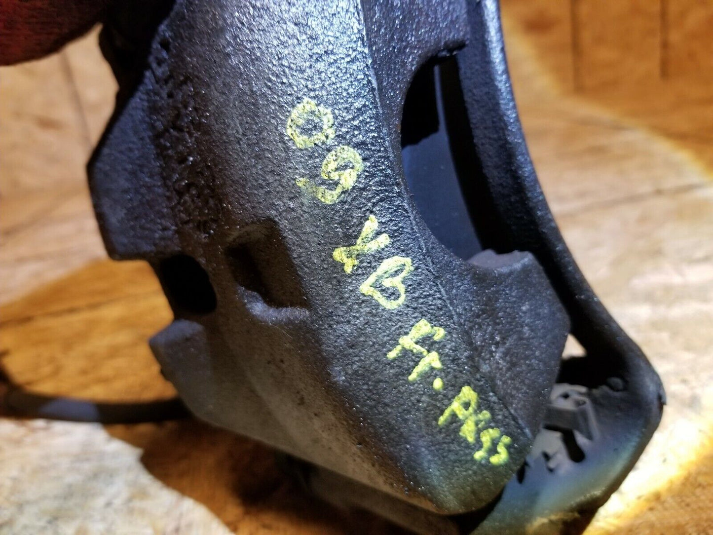 2008 2009 2010 Scion Xb Brake Caliper Front Right Passenger Side OEM