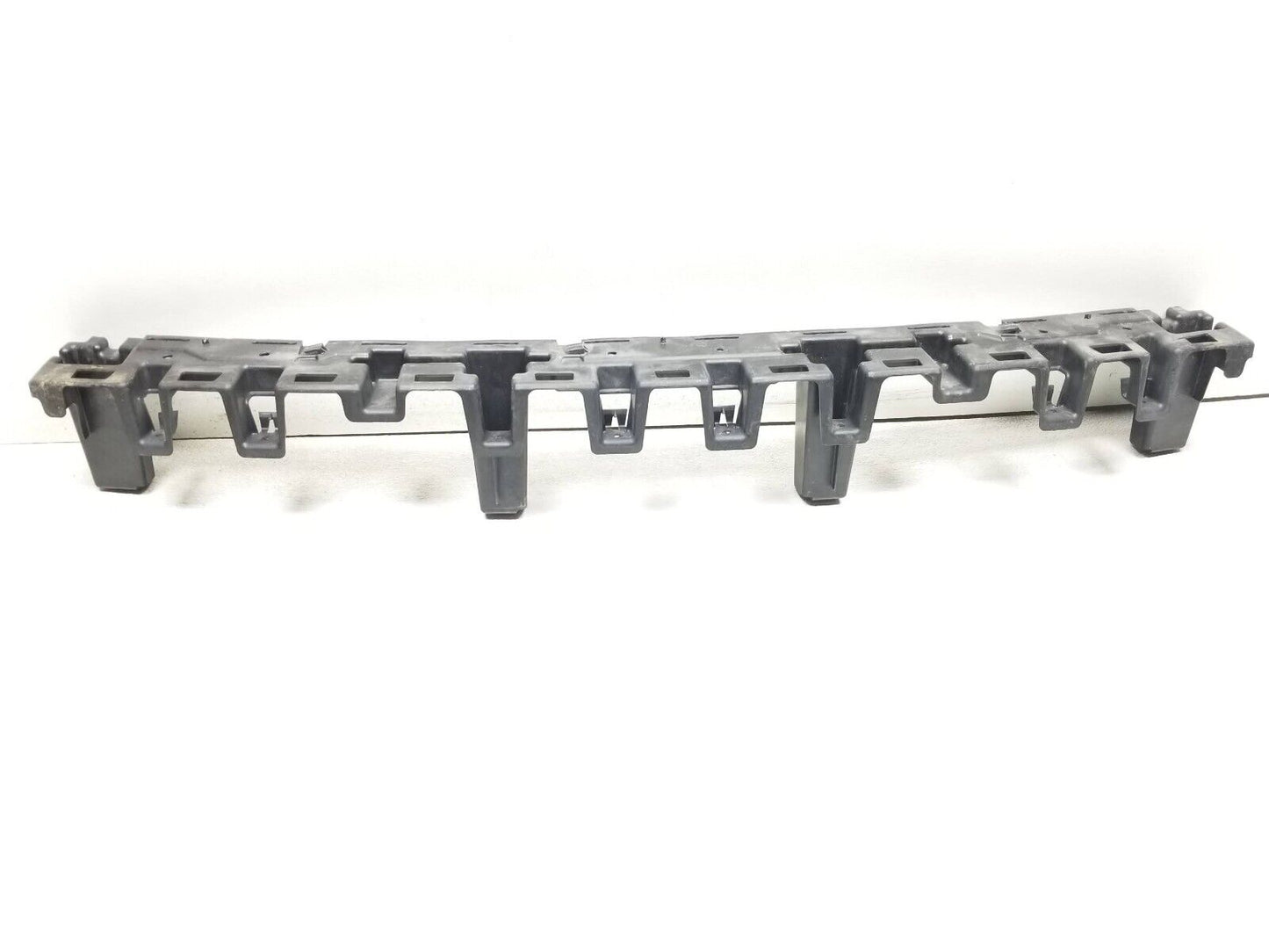 14 15 16 17 Jeep Grand Cherokee Rear Bumper Impact Energy Absorber Bracket   OEM