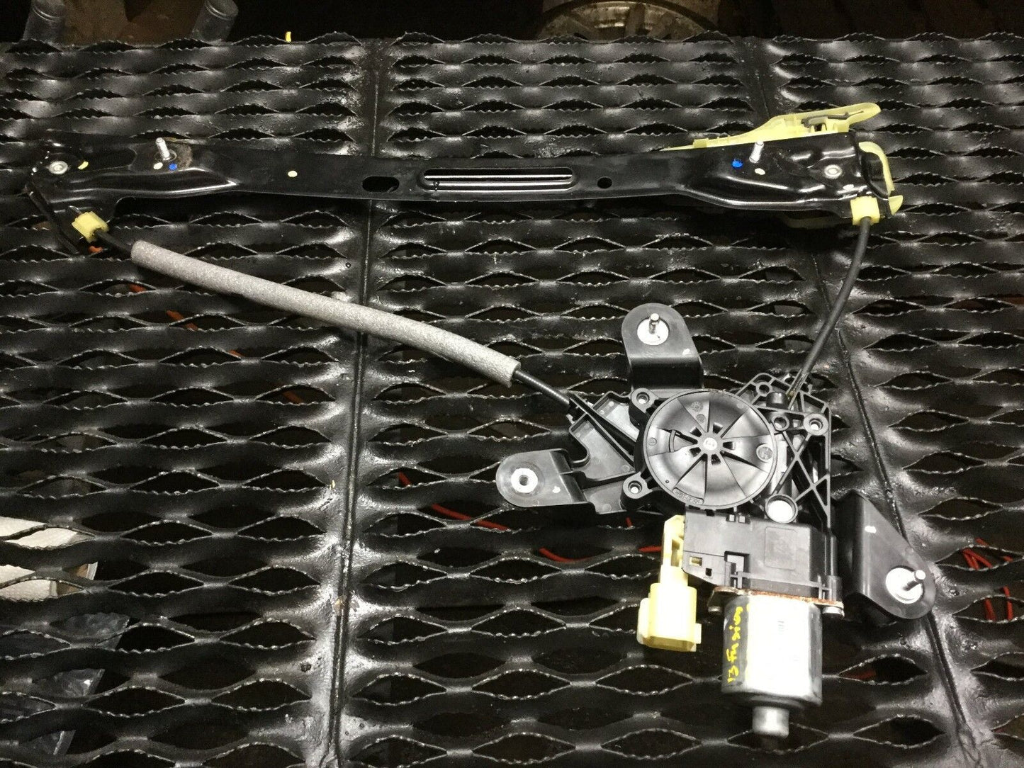 13 14 15 16 Ford Fusion Rear Left Driver Door Window Regulator W/ Motor OEM