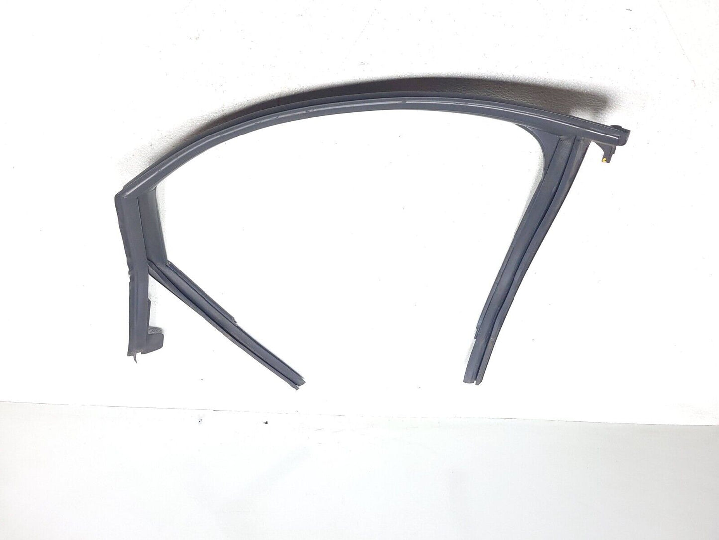 13 14 15 16 Audi A4 S4 Door Window Frame Seal Rear Right Passenger Side OEM