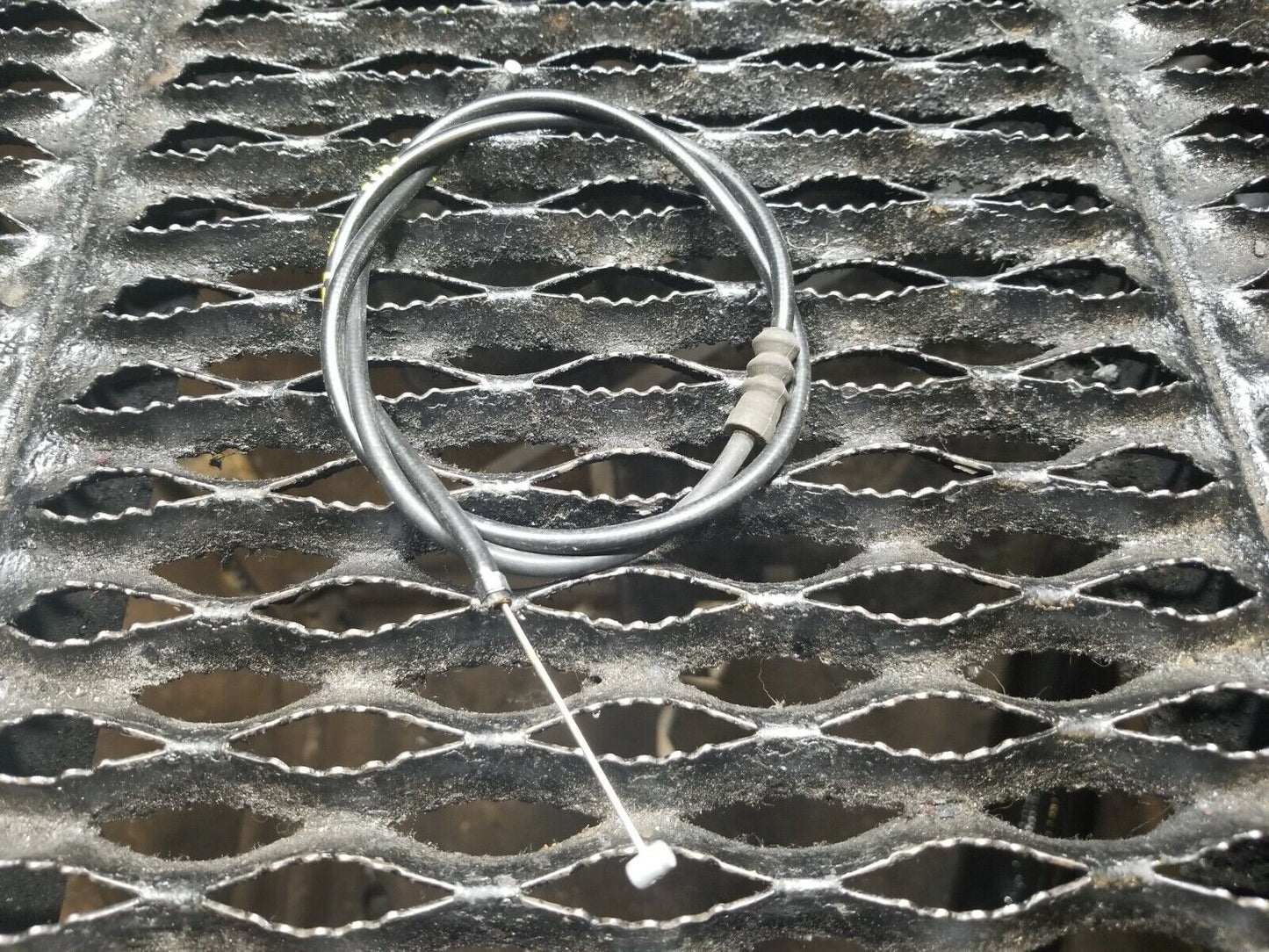 2006 - 2009 BMW E60 525i 530i Hood Release Cable  OEM