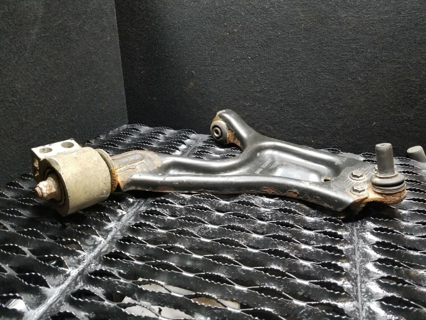 06 07 08 09 Saab 9-5 Aero 2.3t Front Right Passenger Side Lower Control Arm OEM