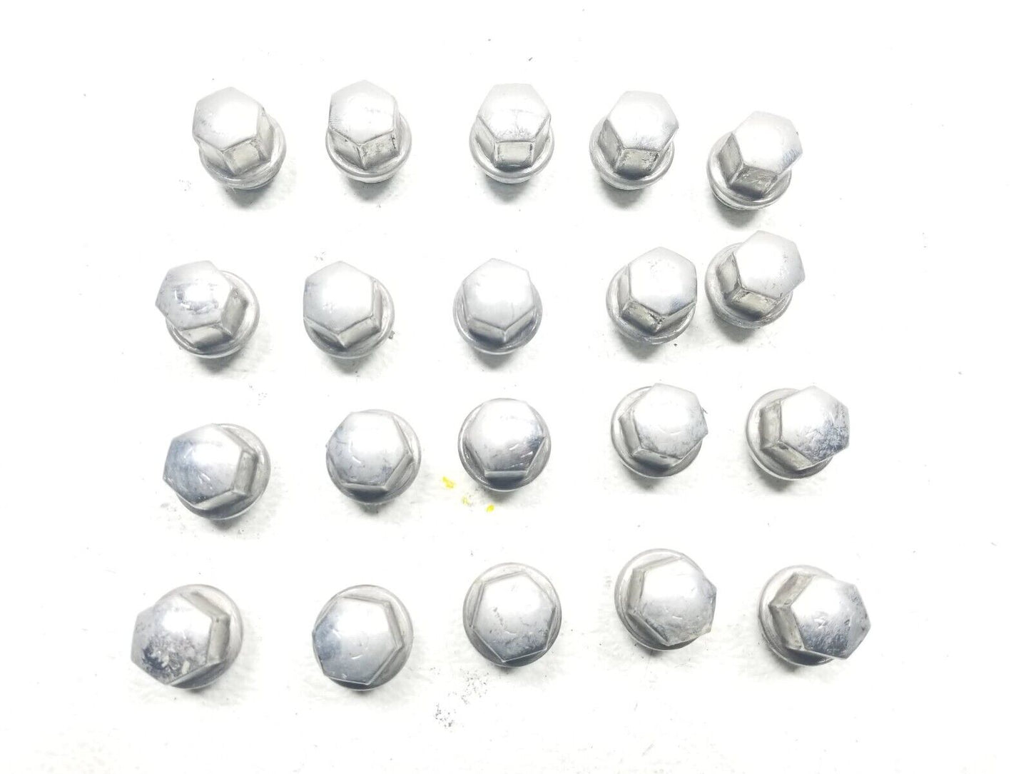15 16 17 18 Dodge Challenger Wheel Lug Nut 20pcs OEM 36k Miles