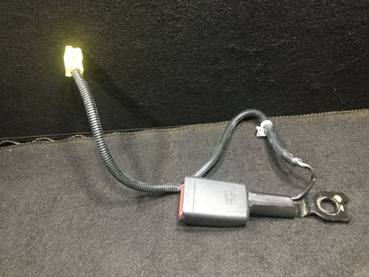 2010 2011 Kia Soul Front Right Passenger Seat Belt Buckle  OEM A1