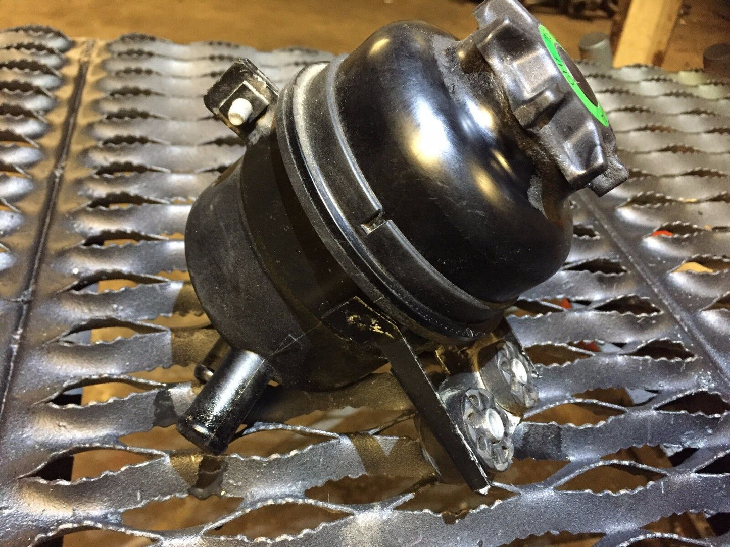 07 08 09 10 11 BMW E90 328xi Power Steering Fluid Reservoir Tank OEM