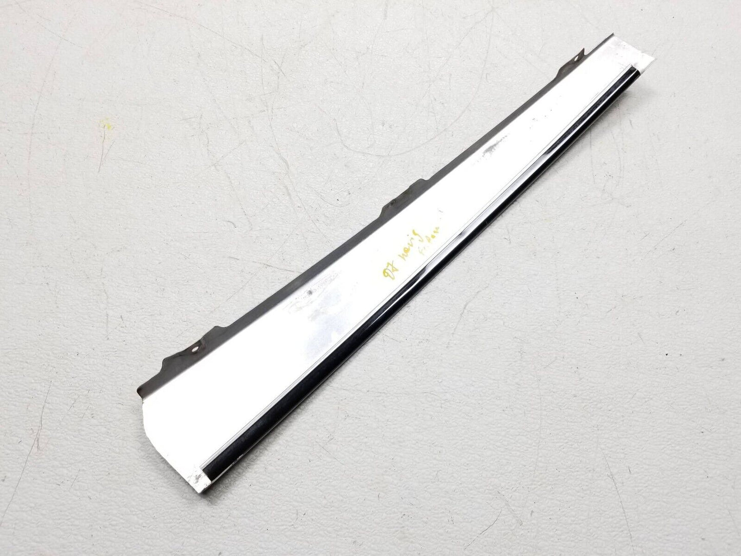 2007 - 2014 Lincoln Navigator Front Right Passenger Door Pillar Molding Trim OEM