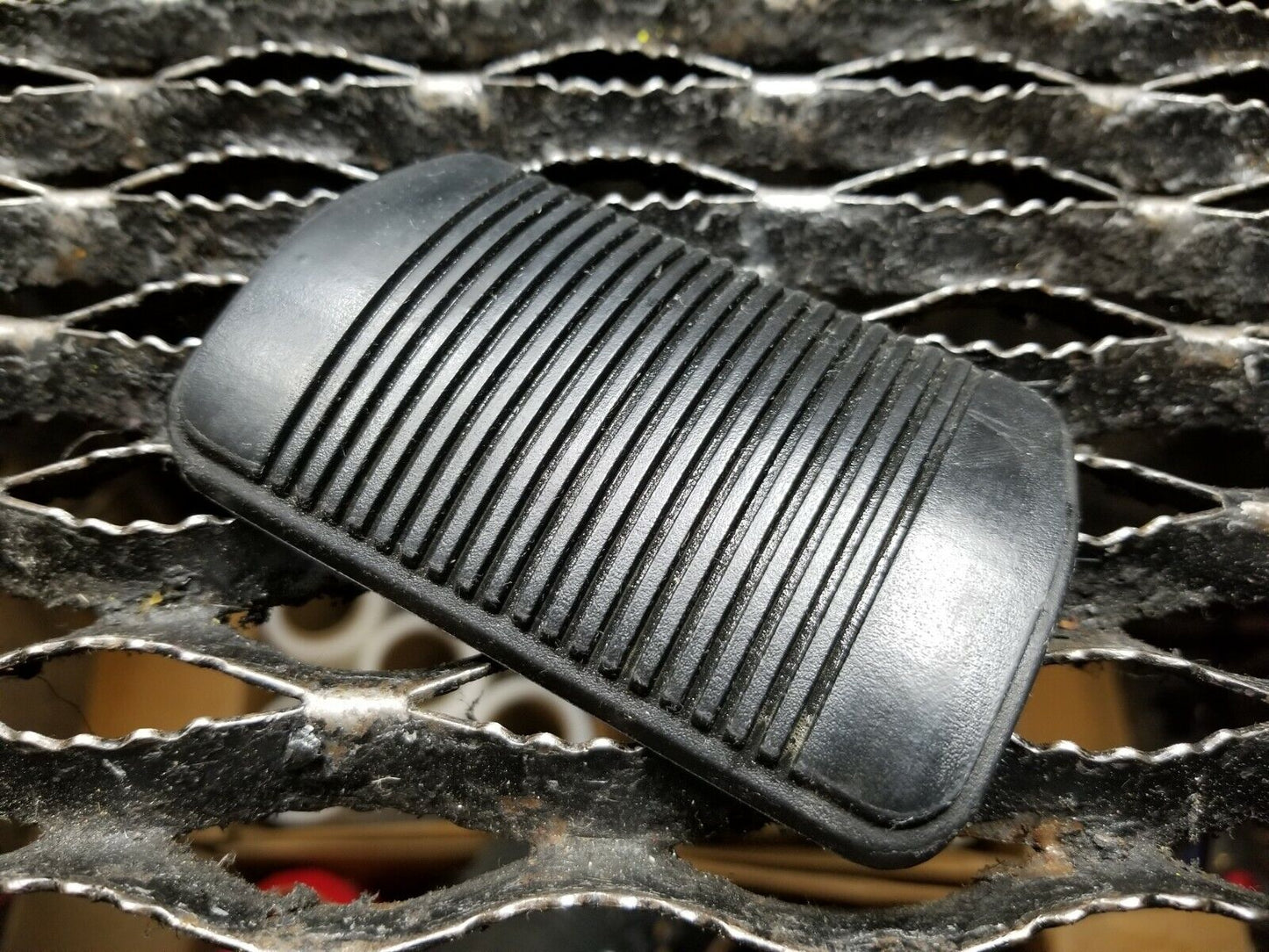 13 14 15 16 17 Jeep Compass A/t Brake Pedal Pad Rubber OEM 30k