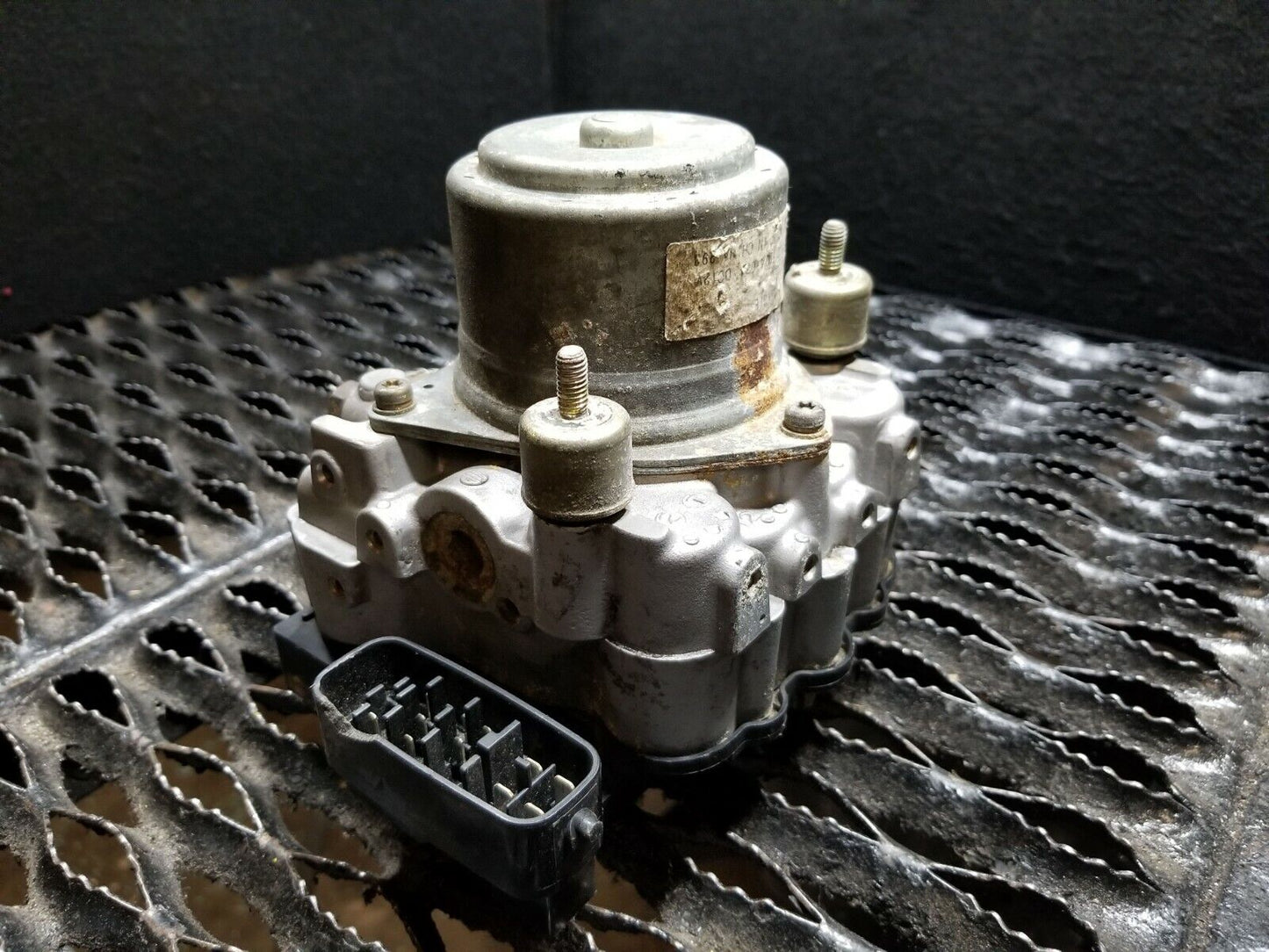 99 00 01 02 03 04 Honda Odyssey Lx Ex Anti Lock Brake ABS Pump 57110s0x OEM #126