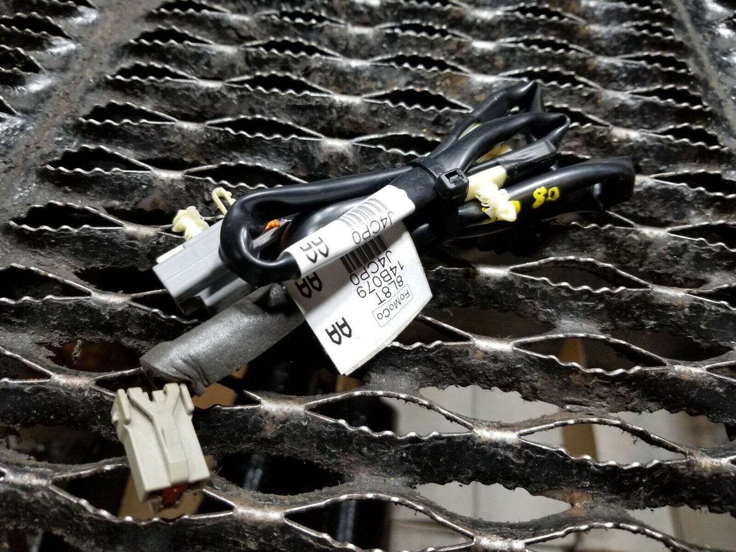 2008-2012 Ford Escape Wire Harness Connector Plug  OEM