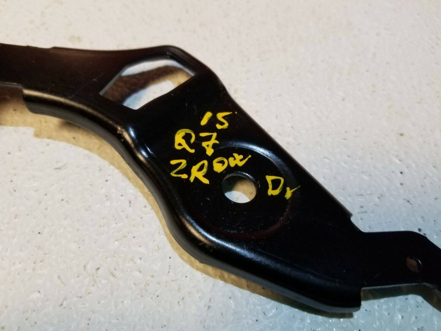 11 12 13 14 15  Audi Q7 Rear 2nd Row Seat Left Driver Fold Release Handle OEM
