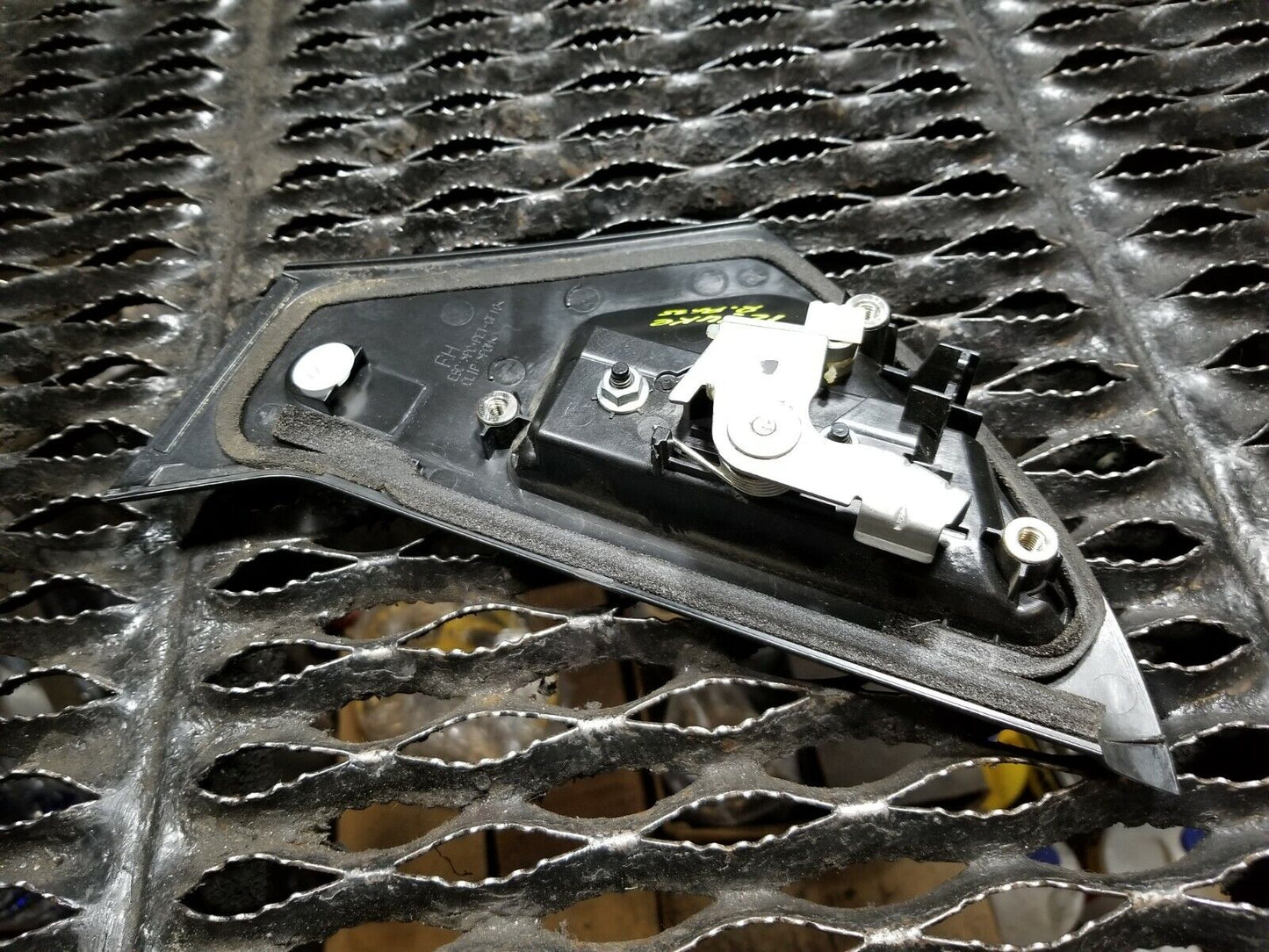 11 12 13 14 Nissan Juke Exterior Door Handle Rear Right Passenger Side OEM