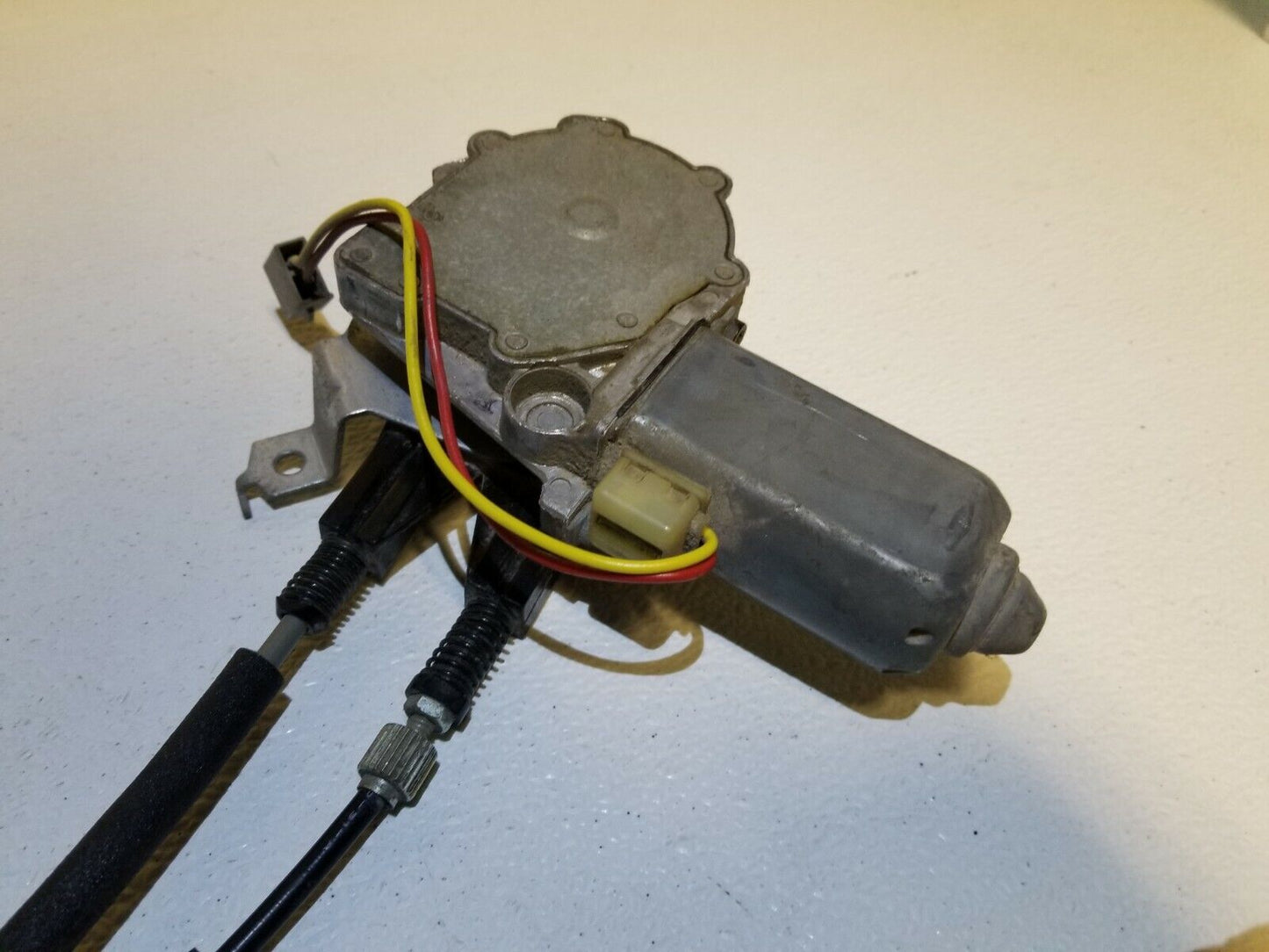 97 1997 Ford E150 Gulf Stream 5.8l Right Front Window Regulator Motor OEM #107