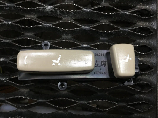 98 99 00 01 02 03 04 05 Lexus GS300 Front Left Driver Seat Switch Control OEM