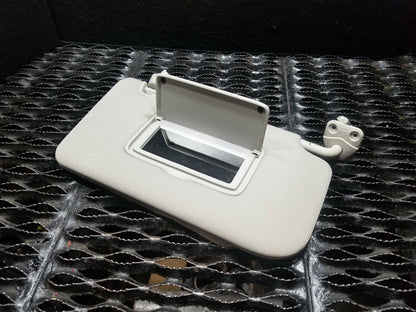 16 17 18 19 Nissan Rogue Passenger Right Sun Visor OEM