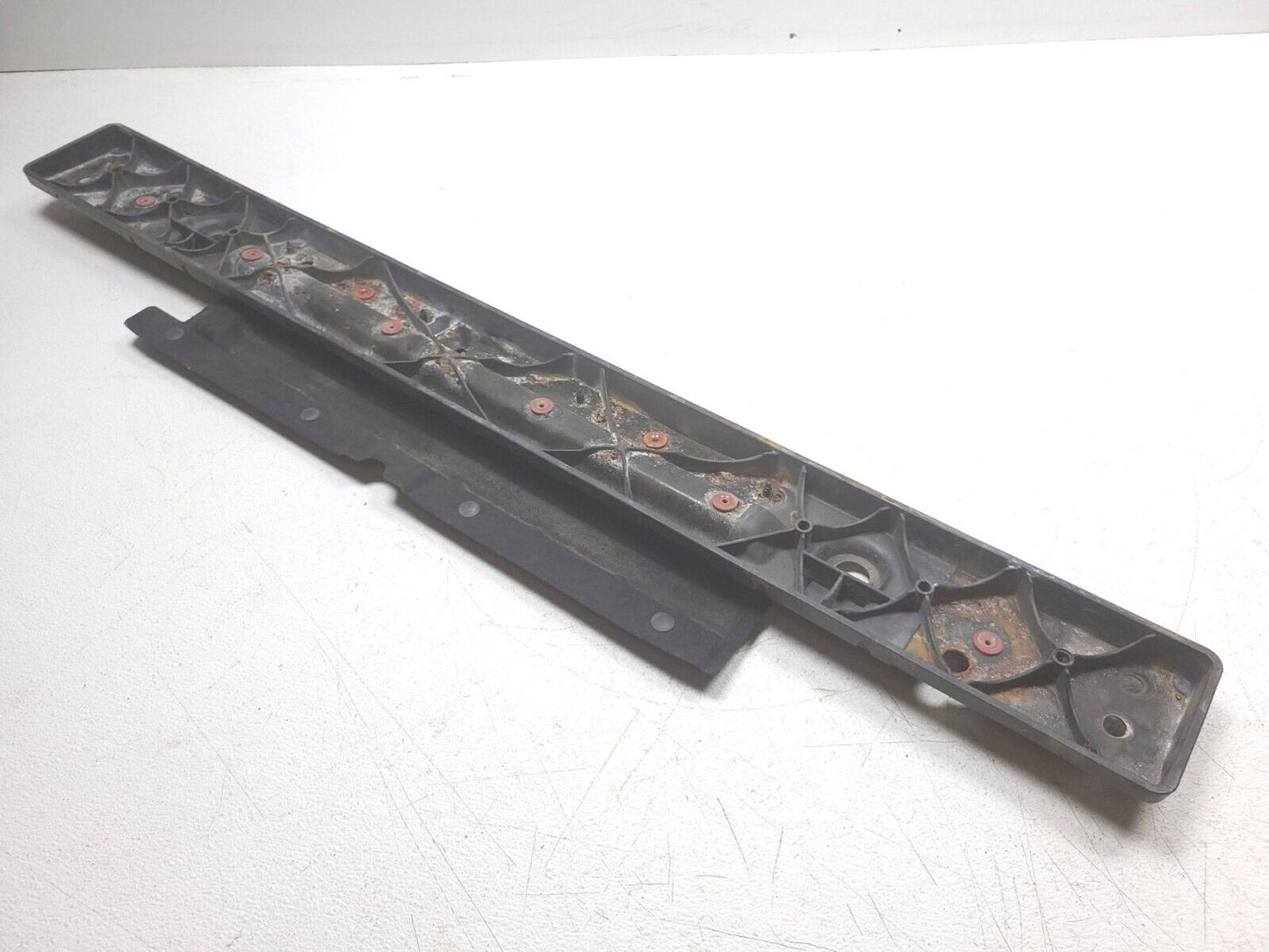 13 14 15 16 Ford Fusion Radiator Core Lower Support Tie Bar Bracket 2.5l OEM