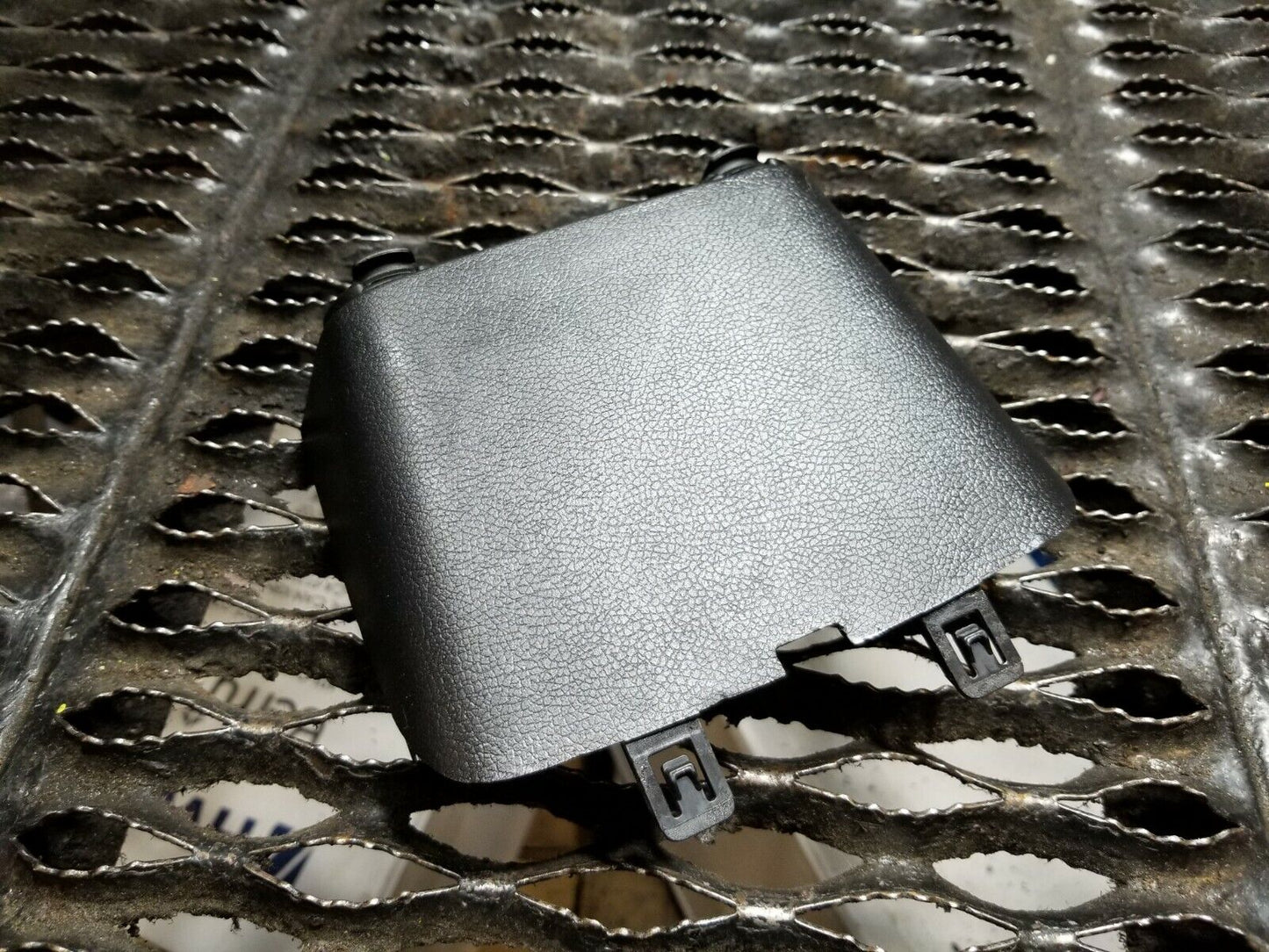 12 13 14 15 16 Hyundai Veloster Center Multi 12 Volt Unit Aux Usb Housing OEM